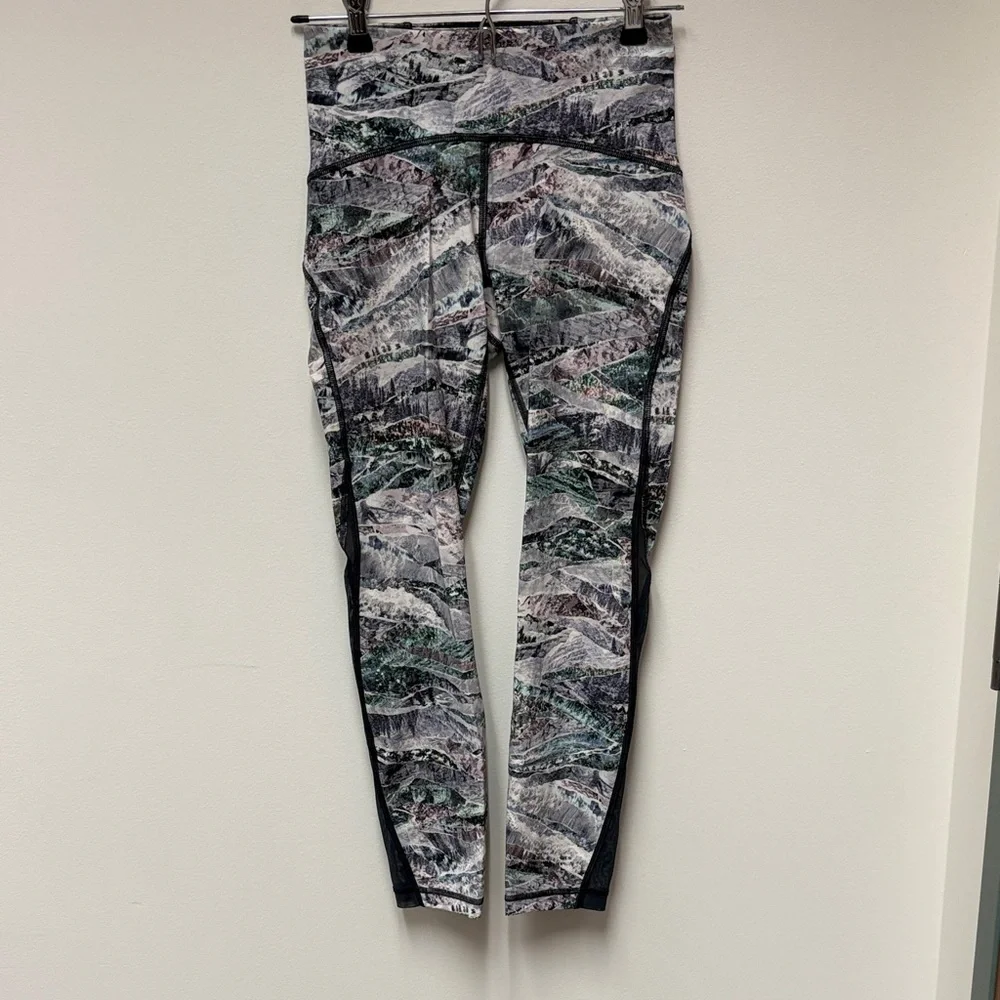 Lululemon Train Times 7/8 pants